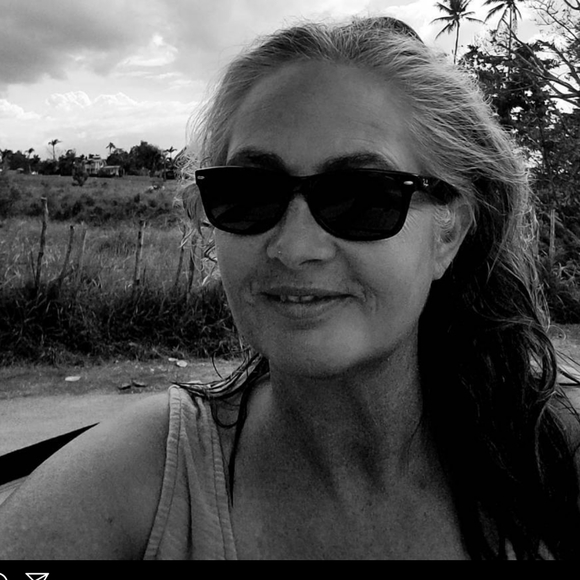 Meet your Posher, Megan - Picture 1 of 1